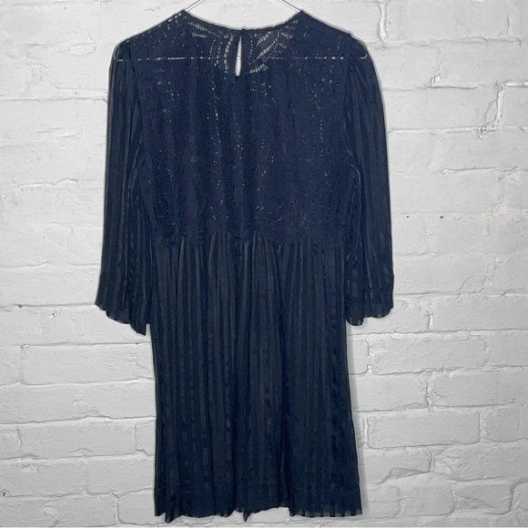 BCBGMAXAZRIA Dress M - Picture 2 of 4